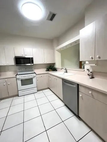6358 W Longboat Lane Boca Raton FL 33433