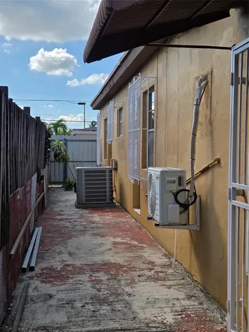 6031 NW 5th Street Miami FL 33126