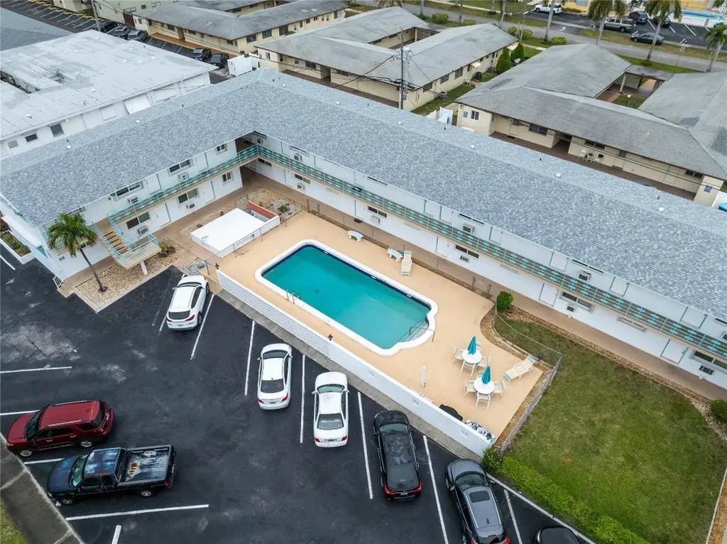 3525 Tyler Street Hollywood FL 33021