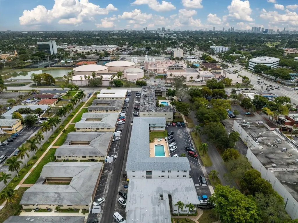 3525 Tyler Street Hollywood FL 33021