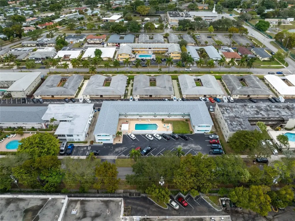 3525 Tyler Street Hollywood FL 33021