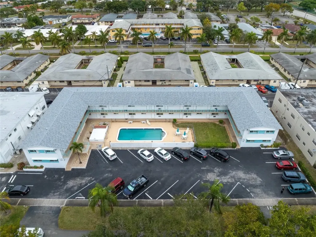 3525 Tyler Street Hollywood FL 33021