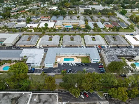 3525 Tyler Street Hollywood FL 33021