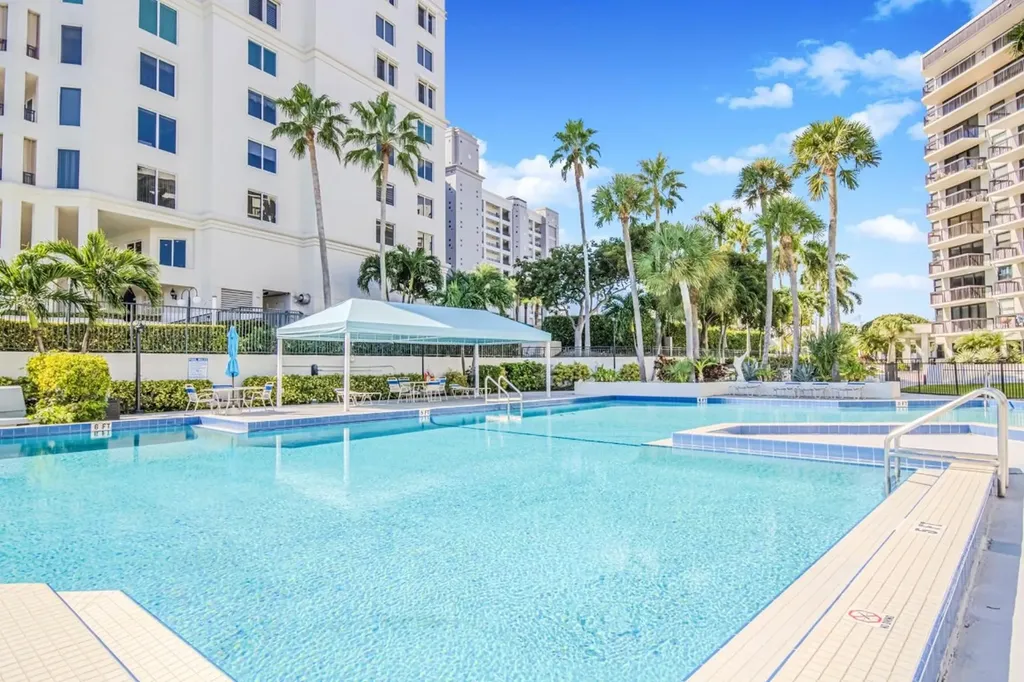 2900 NE 14th Street Causeway Pompano Beach FL 33062