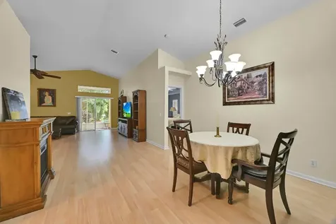 2870 SW Versailles Terrace Stuart FL 34997