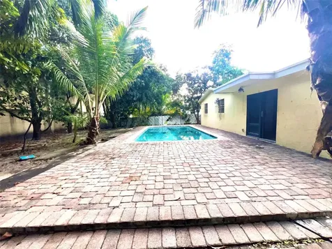 6000 NW 41st Terrace North Lauderdale FL 33319