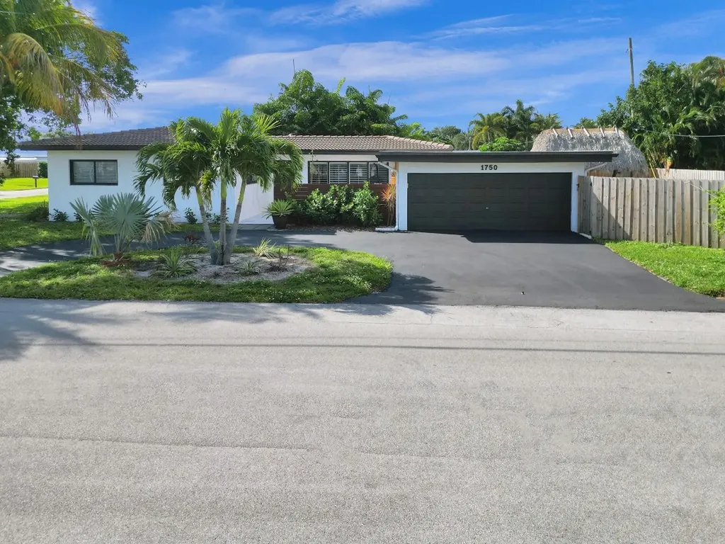 1750 NE 48th Court Oakland Park FL 33334