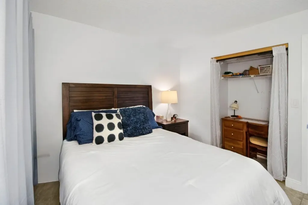 7194 Ashmont Circle Fort Lauderdale FL 33321