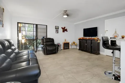7194 Ashmont Circle Fort Lauderdale FL 33321