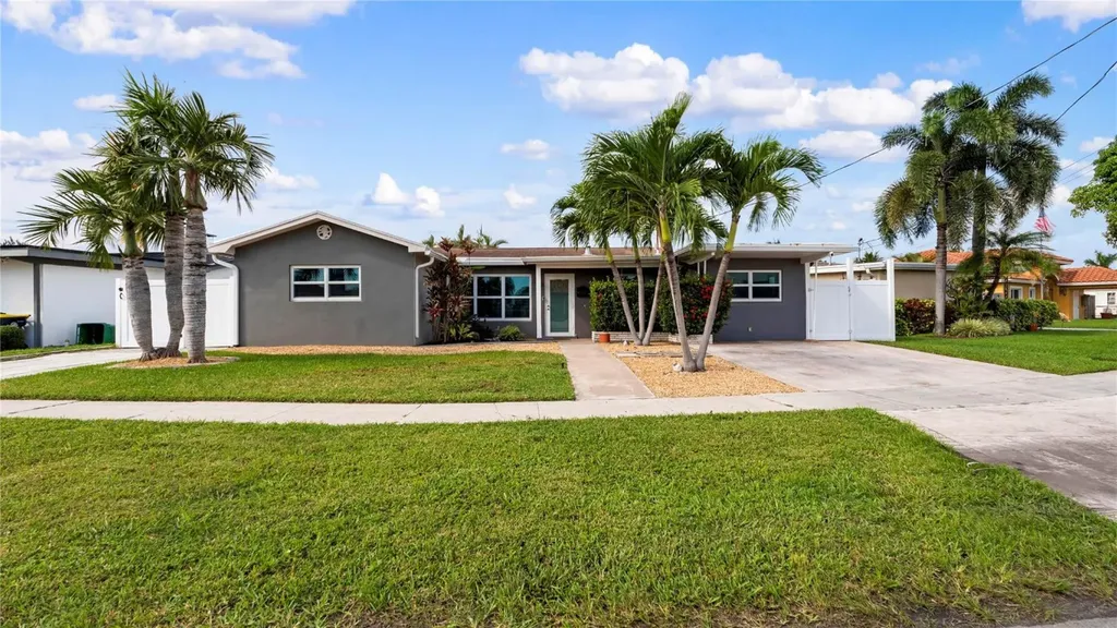 935 Nautilus Isle Dania Beach FL 33004