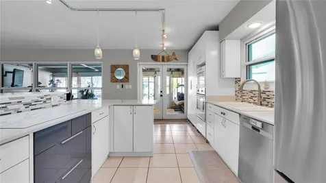 935 Nautilus Isle Dania Beach FL 33004