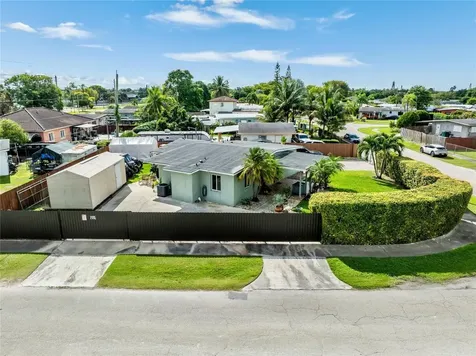 28945 SW 144th Court Homestead FL 33033