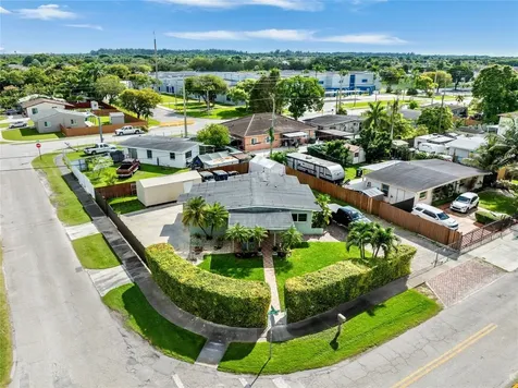 28945 SW 144th Court Homestead FL 33033