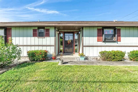 1274 SW Fountain Avenue Port St Lucie FL 34953