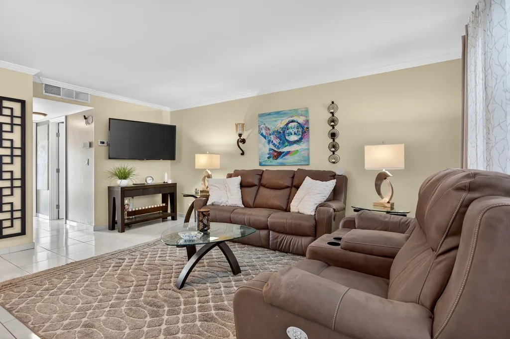 2850 NE 14th Street Causeway Pompano Beach FL 33062