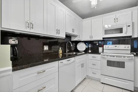 2850 NE 14th Street Causeway Pompano Beach FL 33062