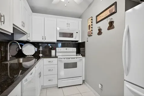 2850 NE 14th Street Causeway Pompano Beach FL 33062