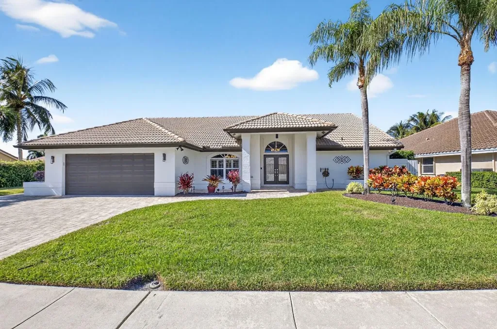 6707 Blue Bay Circle Lake Worth FL 33467