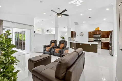 6707 Blue Bay Circle Lake Worth FL 33467