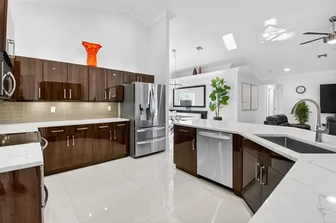 6707 Blue Bay Circle Lake Worth FL 33467