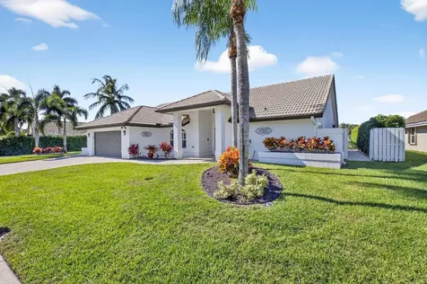 6707 Blue Bay Circle Lake Worth FL 33467