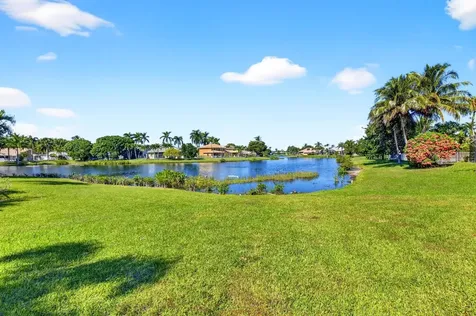 6707 Blue Bay Circle Lake Worth FL 33467