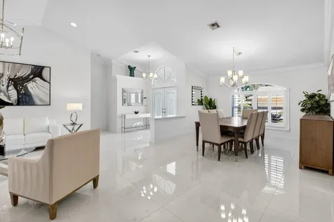 6707 Blue Bay Circle Lake Worth FL 33467