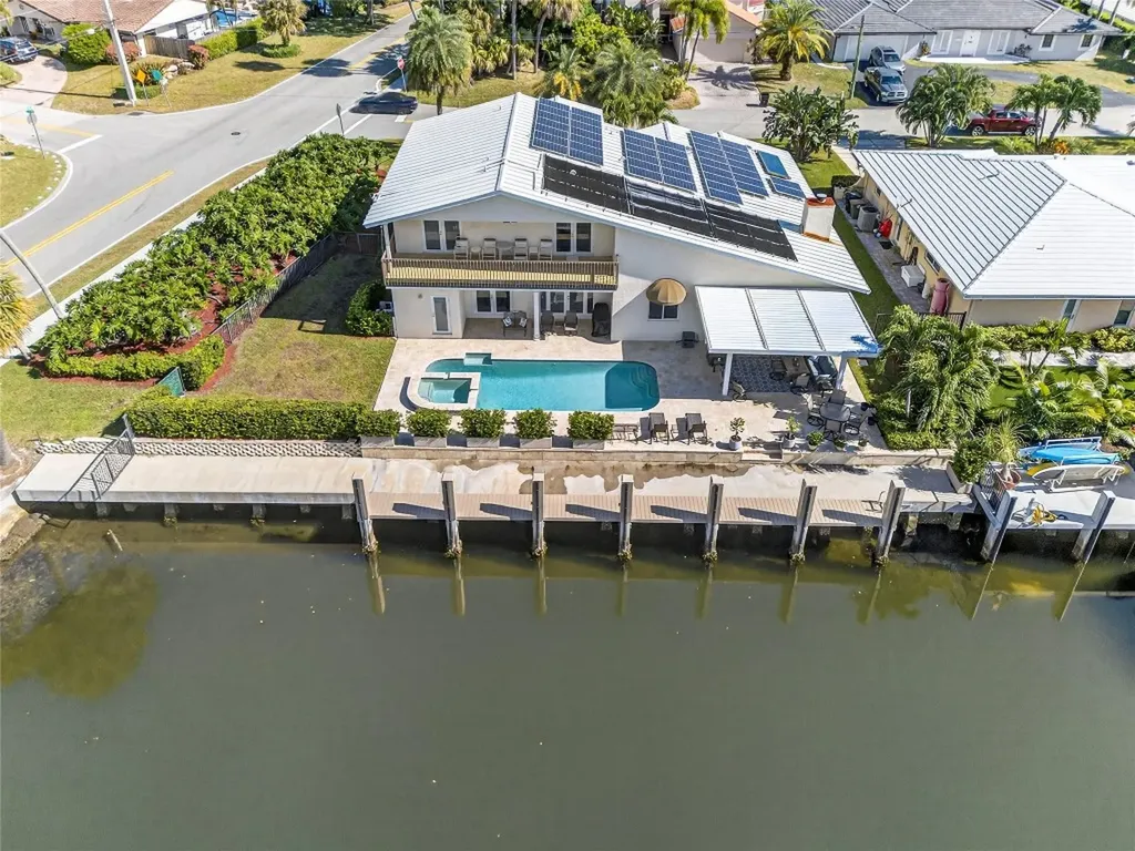 3851 NE 26th Avenue Lighthouse Point FL 33064