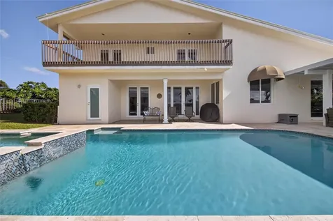 3851 NE 26th Avenue Lighthouse Point FL 33064