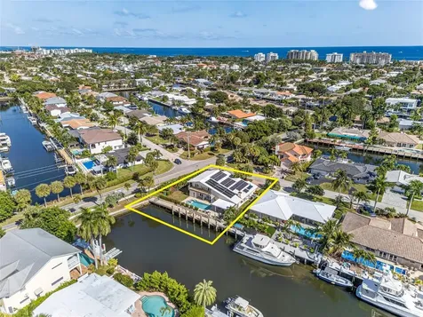 3851 NE 26th Avenue Lighthouse Point FL 33064