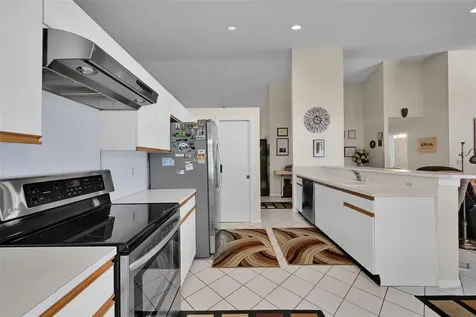 7312 NW 83rd Way Tamarac FL 33321