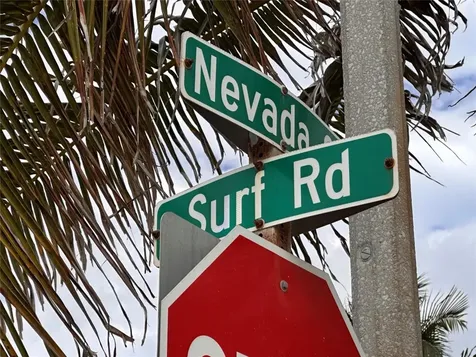 2212 N Surf Road Hollywood FL 33019