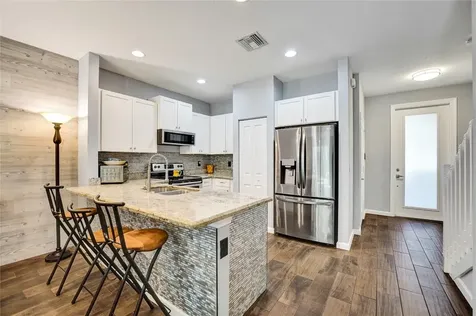 4228 N Dixie Highway Oakland Park FL 33334