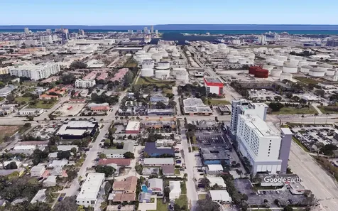 413-415 SE 23rd Street Fort Lauderdale FL 33316