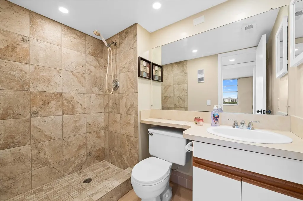 3300 W Rolling Hills Circle Davie FL 33328