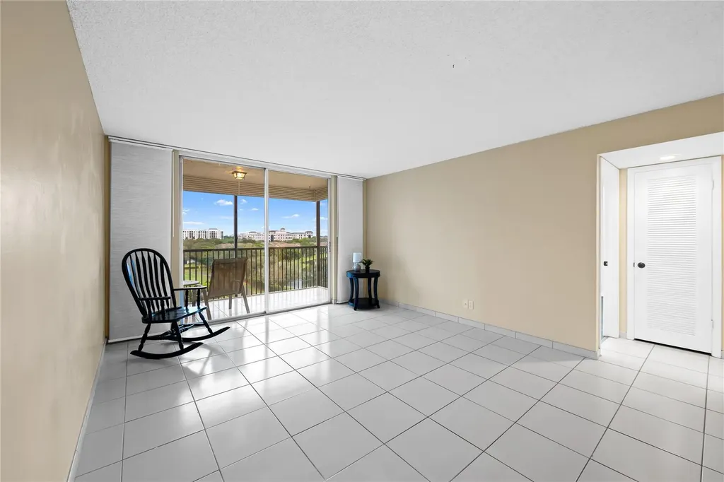 3300 W Rolling Hills Circle Davie FL 33328