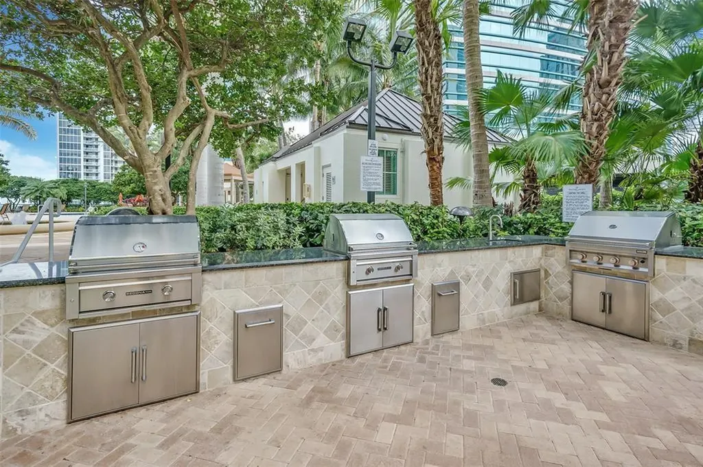 347 N New River Drive Fort Lauderdale FL 33301