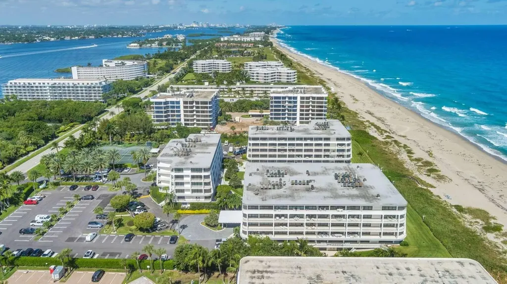 2600 S Ocean Boulevard Palm Beach FL 33480