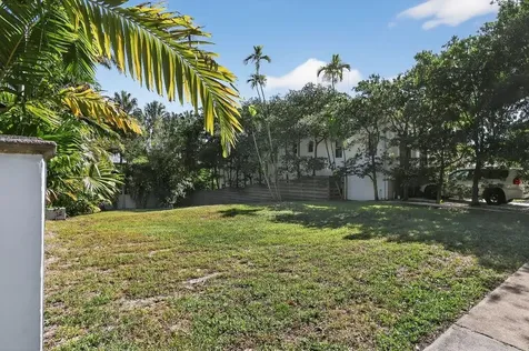 1018 SE 13th Terrace Fort Lauderdale FL 33316