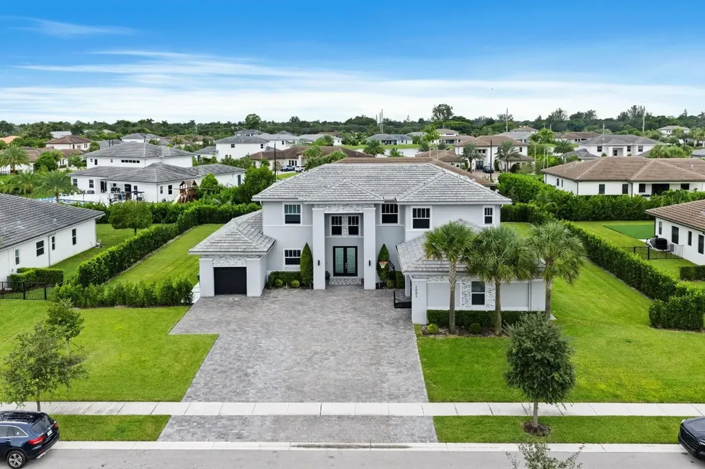 2001 Meadows Drive Davie FL 33324
