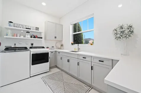 2001 Meadows Drive Davie FL 33324