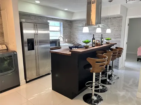 2101 NE 55th Court Fort Lauderdale FL 33308