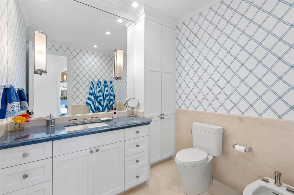 2716 Aqua Vista Boulevard Fort Lauderdale FL 33301