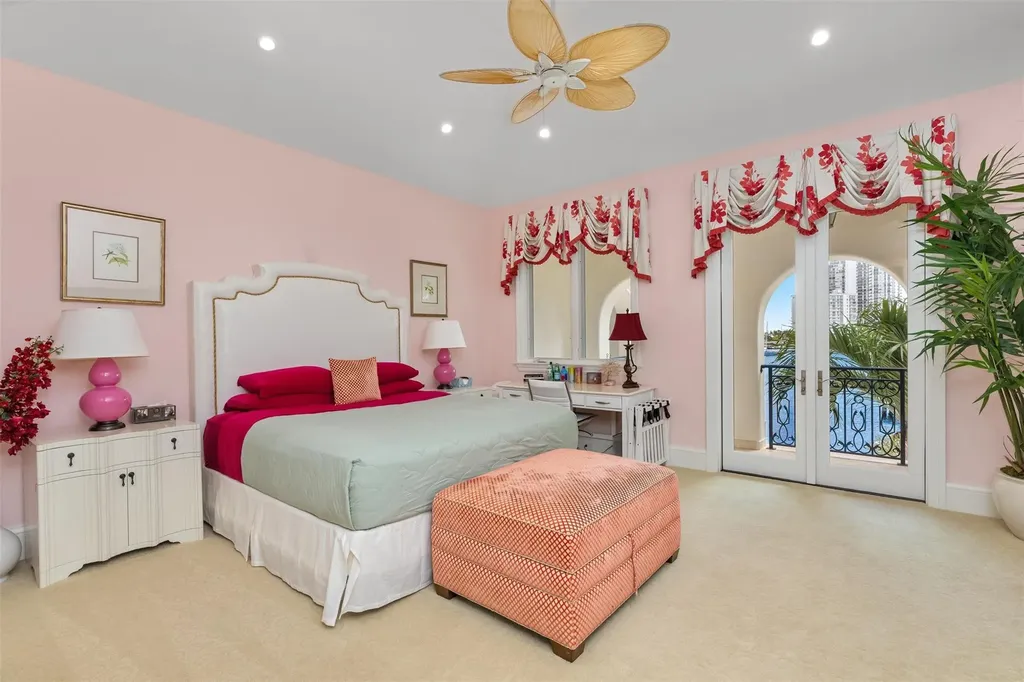 2716 Aqua Vista Boulevard Fort Lauderdale FL 33301