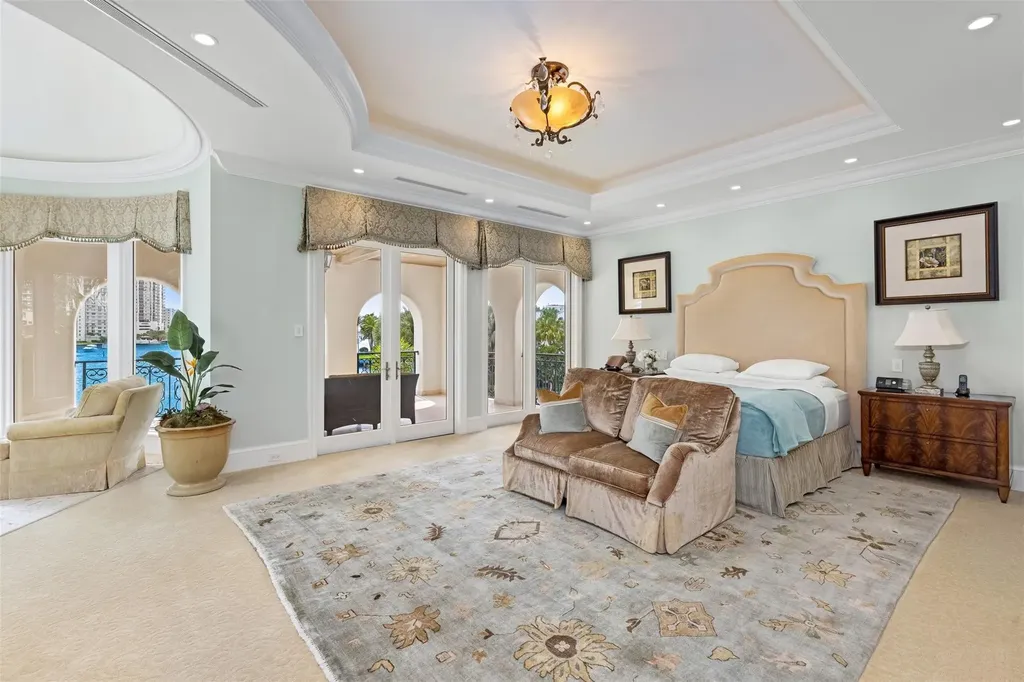 2716 Aqua Vista Boulevard Fort Lauderdale FL 33301