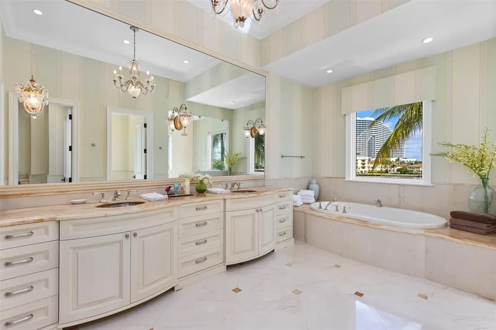 2716 Aqua Vista Boulevard Fort Lauderdale FL 33301