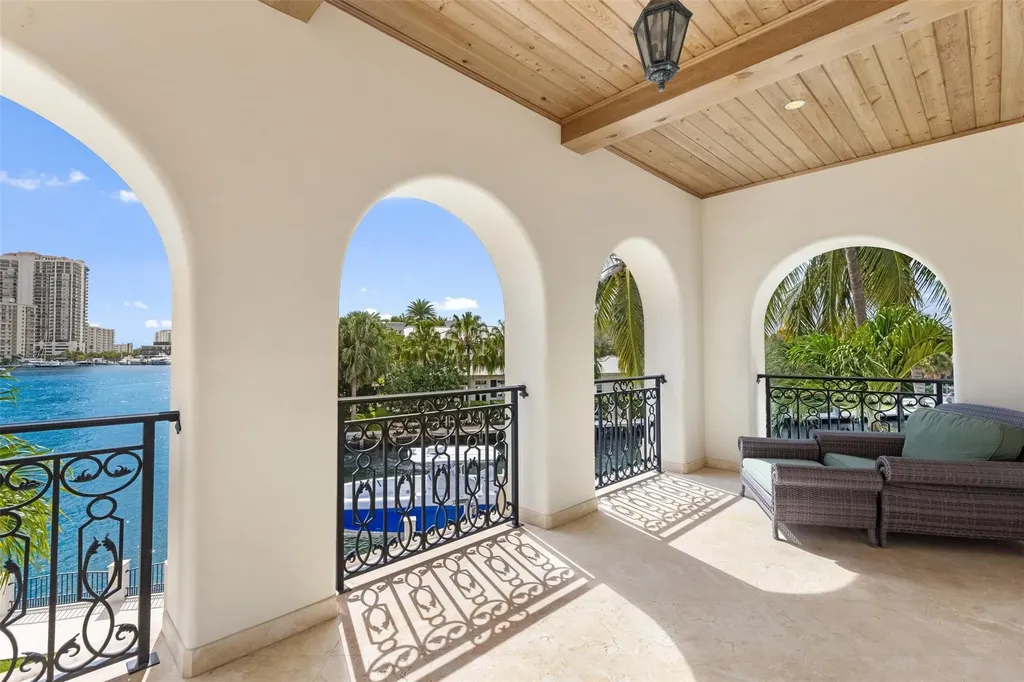 2716 Aqua Vista Boulevard Fort Lauderdale FL 33301