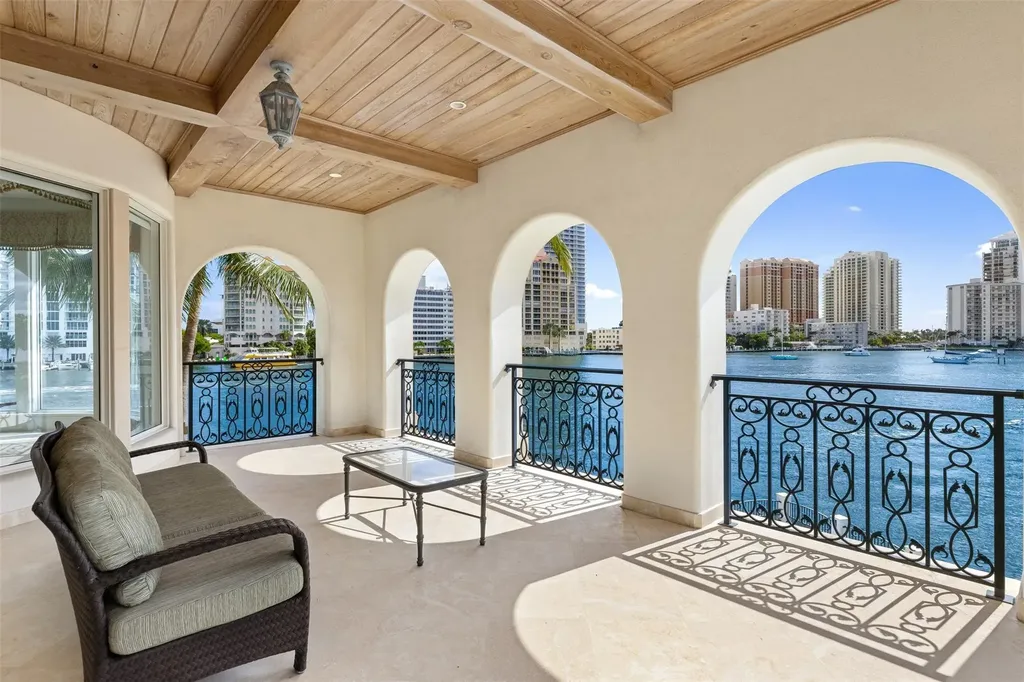 2716 Aqua Vista Boulevard Fort Lauderdale FL 33301