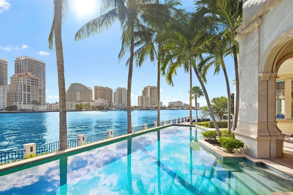 2716 Aqua Vista Boulevard Fort Lauderdale FL 33301