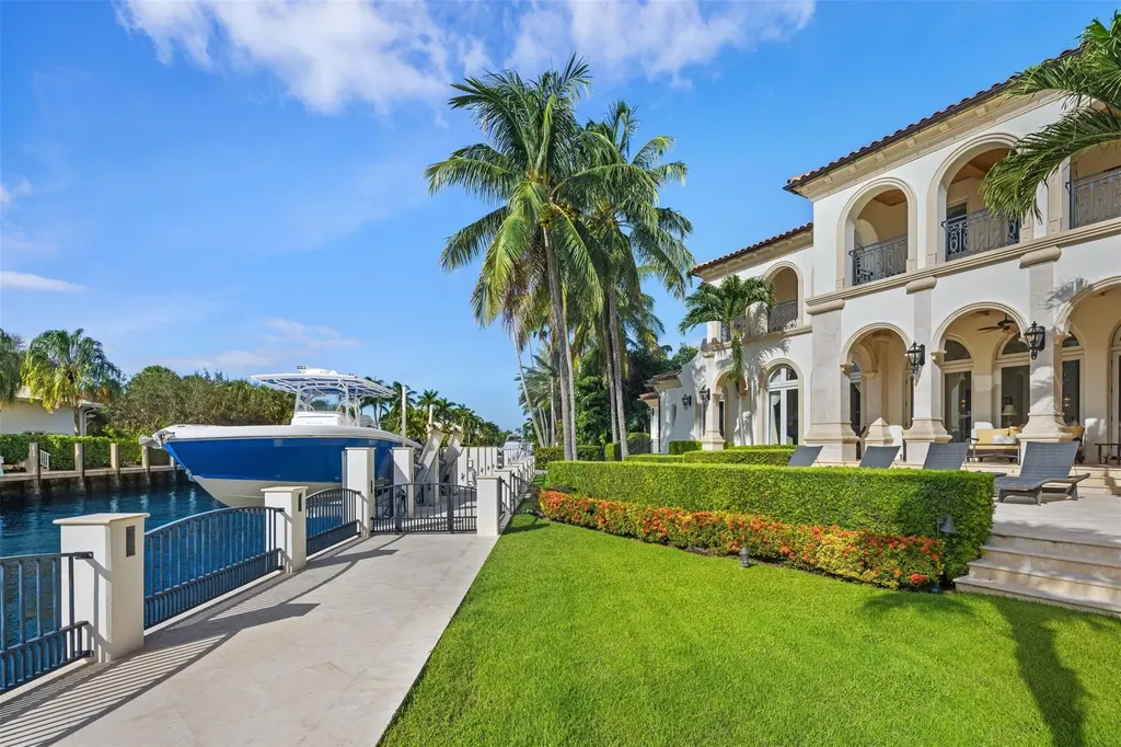 2716 Aqua Vista Boulevard Fort Lauderdale FL 33301